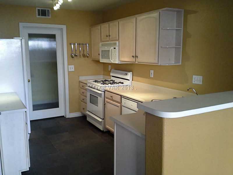 205 Boothbay Street Henderson, NV 89074 - Photo 4 of 14 Property Photo. Kitchen
