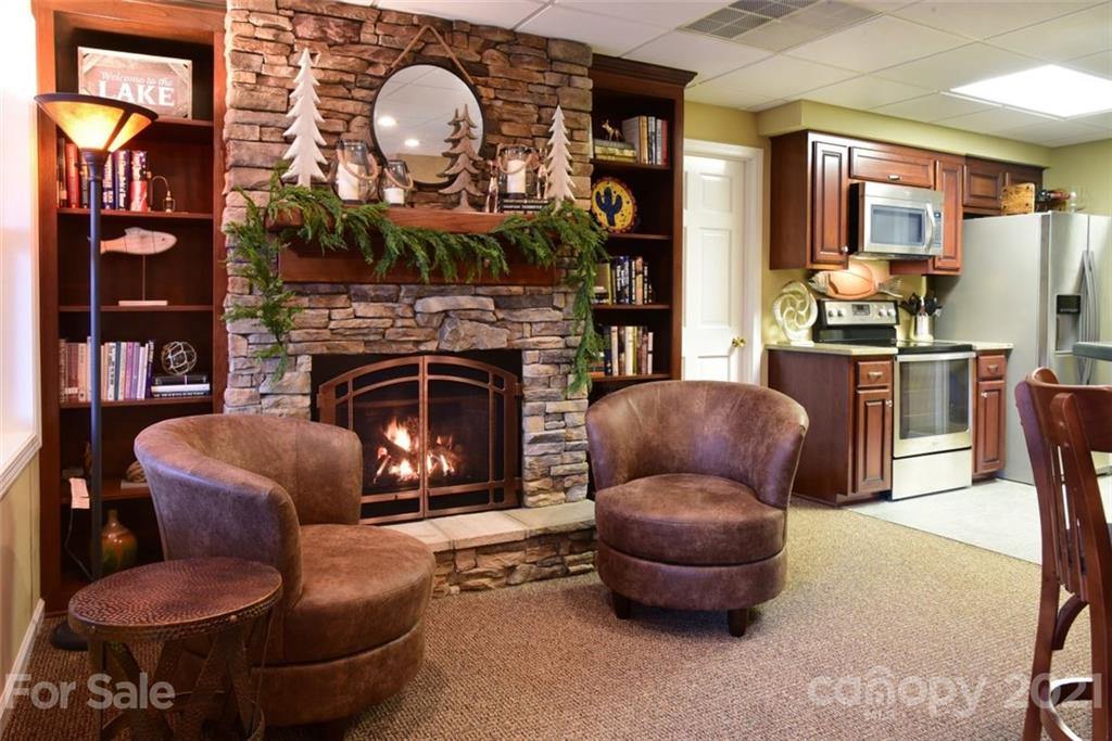 46327 Chase Point Road Norwood, NC 28128 - Photo 33 of 45 Gallery Image 33