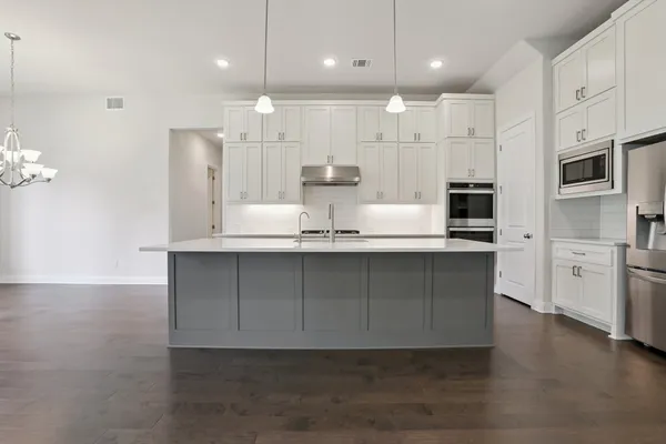 $4,650 | 19304 Summit Glory Trail, Spicewood, TX 78669
