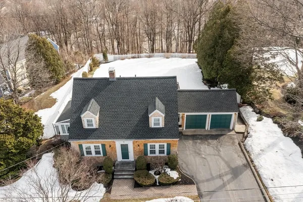 a view of backyard with swimming pool