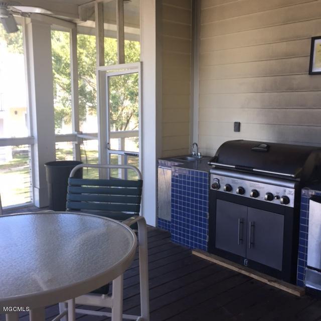 3230 Cumberland Road, Unit 8 Ocean Springs, MS 39564 - Photo 24 of 42 Grill Area