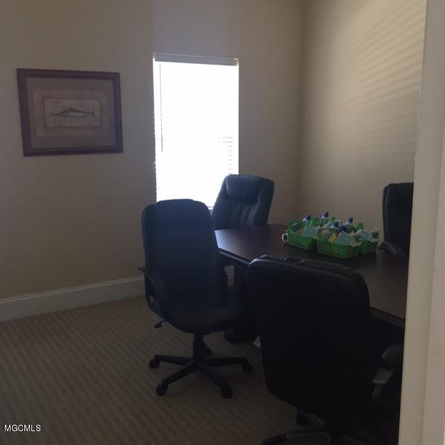 3230 Cumberland Road, Unit 8 Ocean Springs, MS 39564 - Photo 27 of 42 Club House Conference room