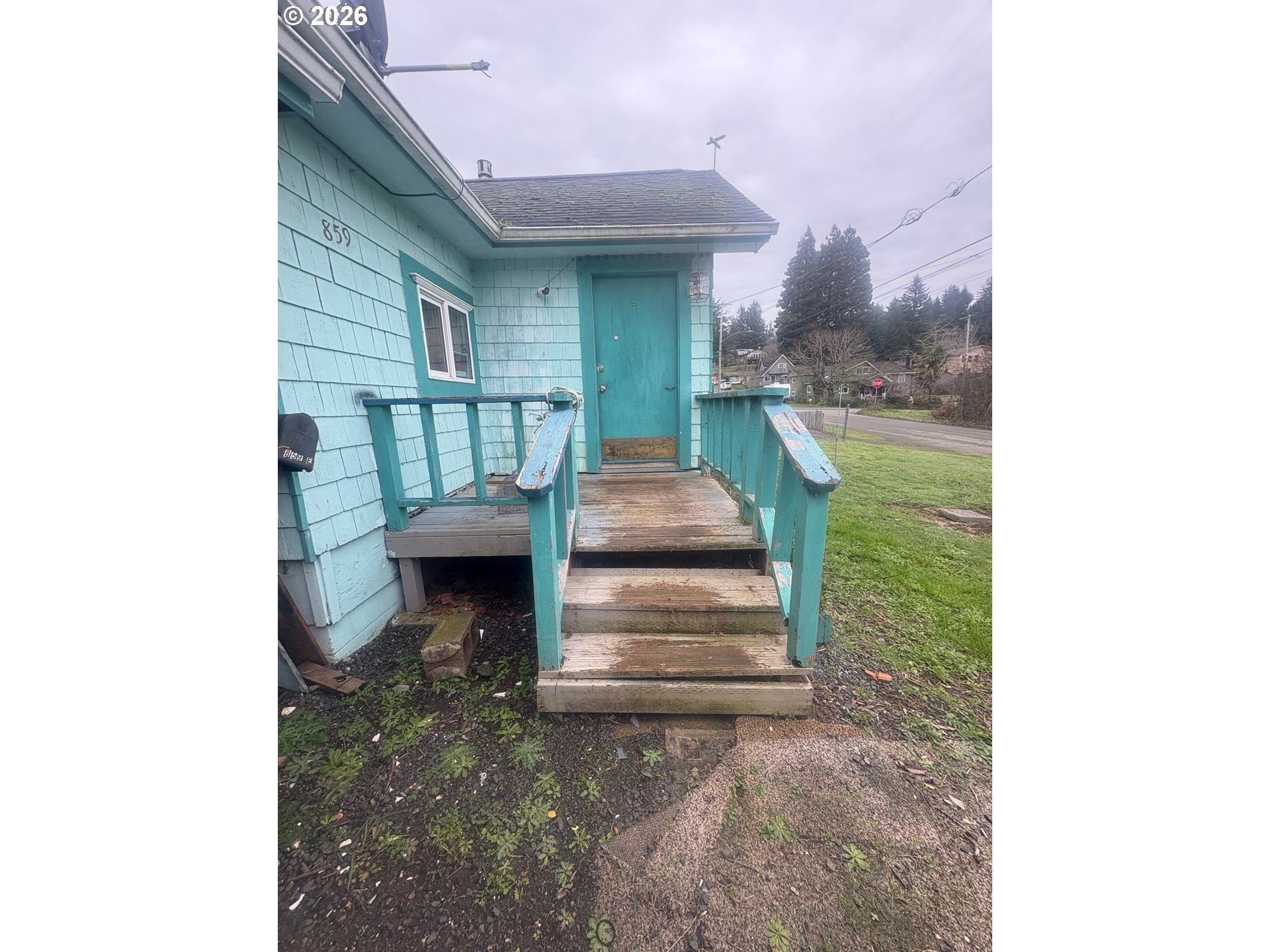 859 E Street Coos Bay, OR 97420 - Photo 8 of 23