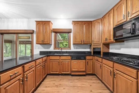$490,000 | 533 Springwood Lane, Bolingbrook, IL 60440
