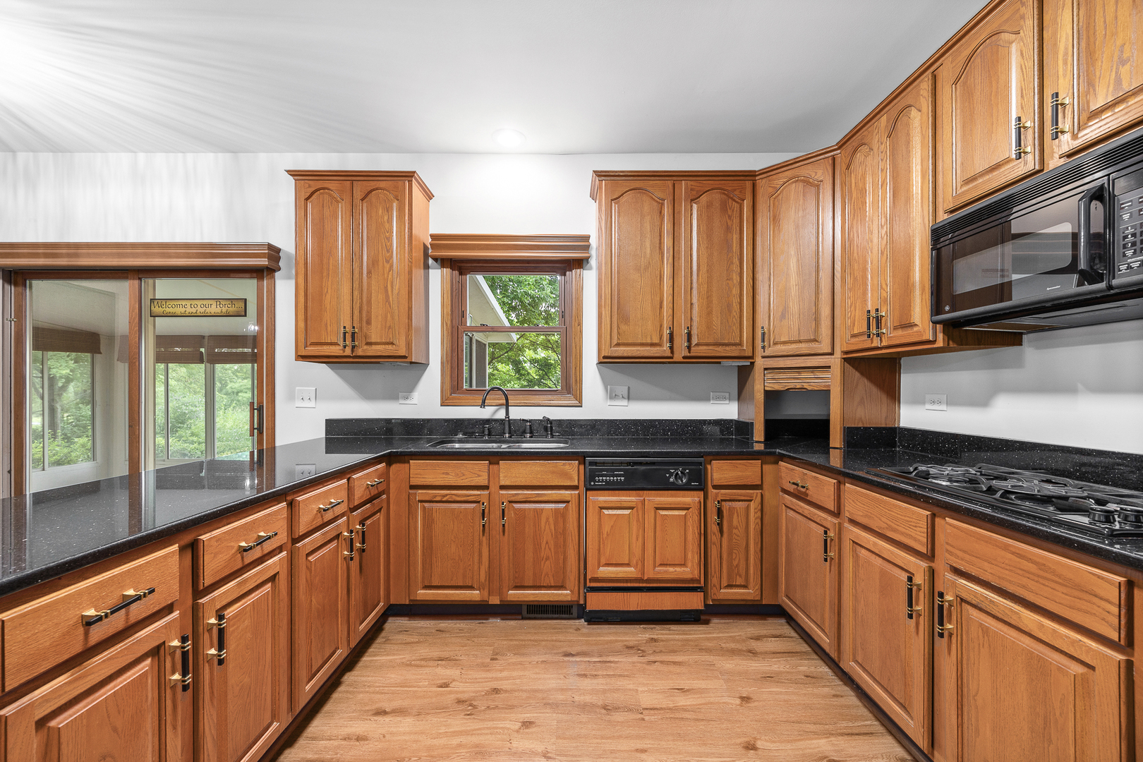 533 Springwood Lane Bolingbrook, IL 60440 - Photo 10 of 44