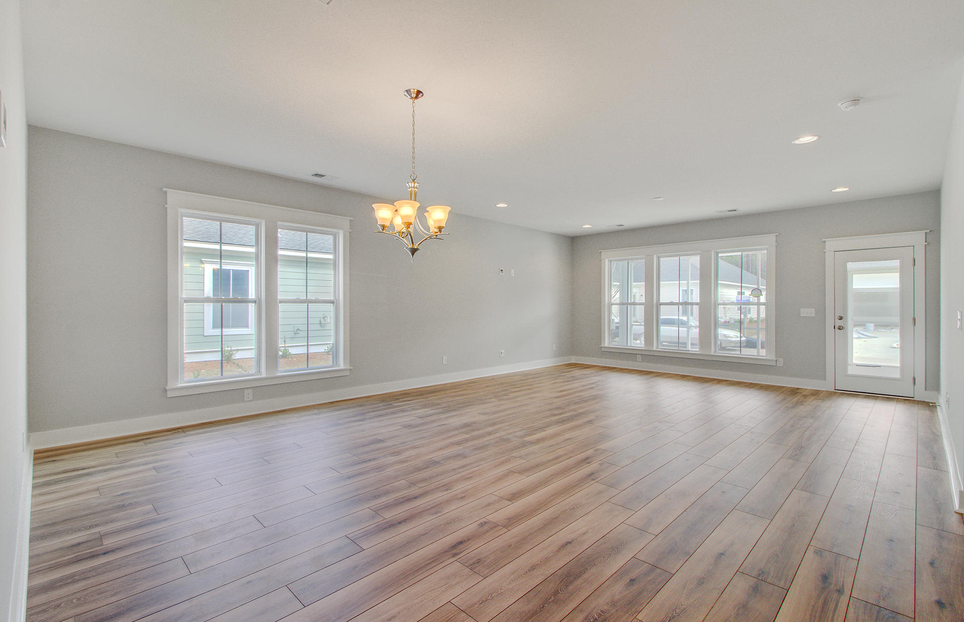 3945 Bessemer Road Mount Pleasant, SC 29466 - Photo 14 of 45 10
