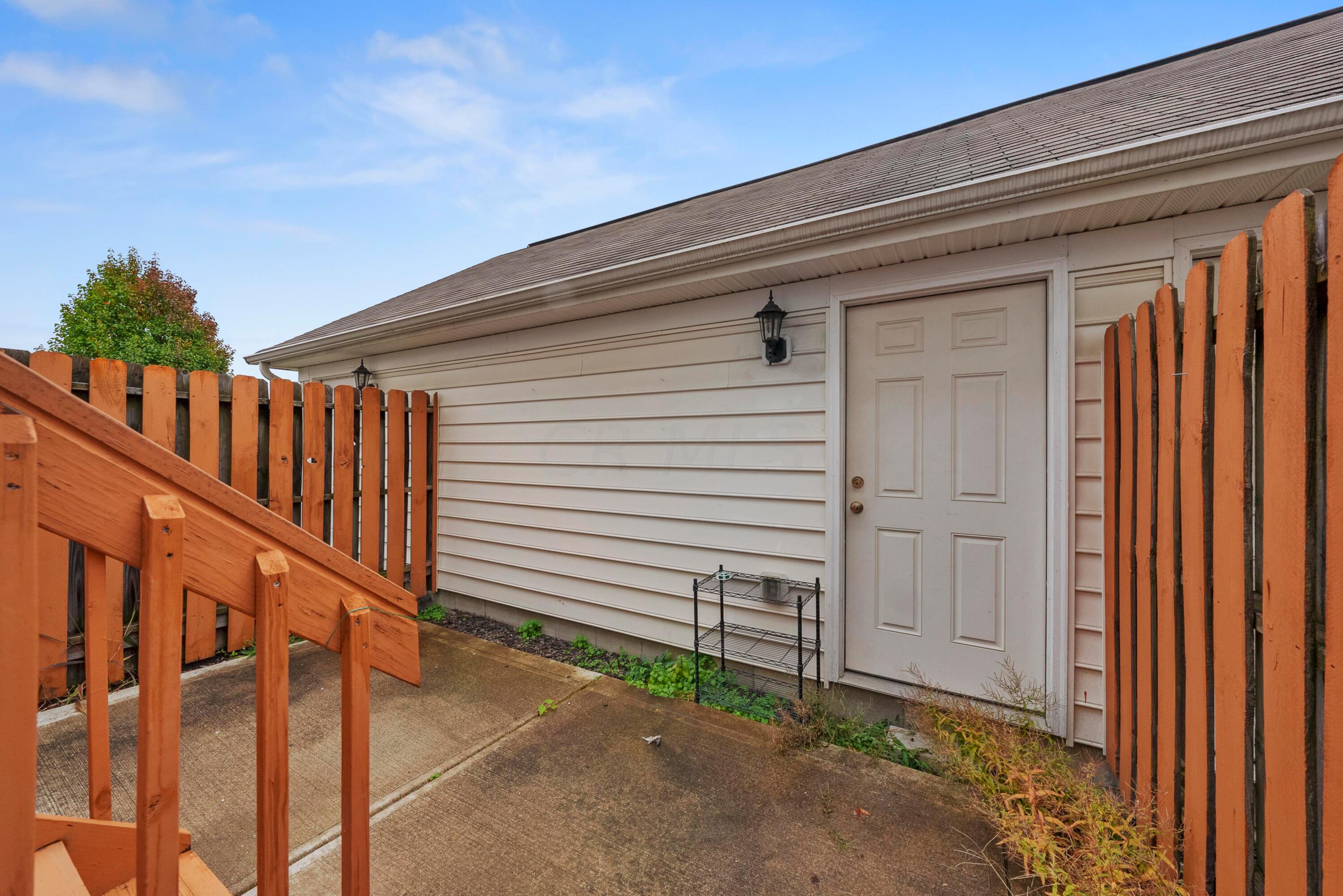 6261 Needletail Road, Unit 32626 Columbus, OH 43230 - Photo 23 of 25 DSC05947