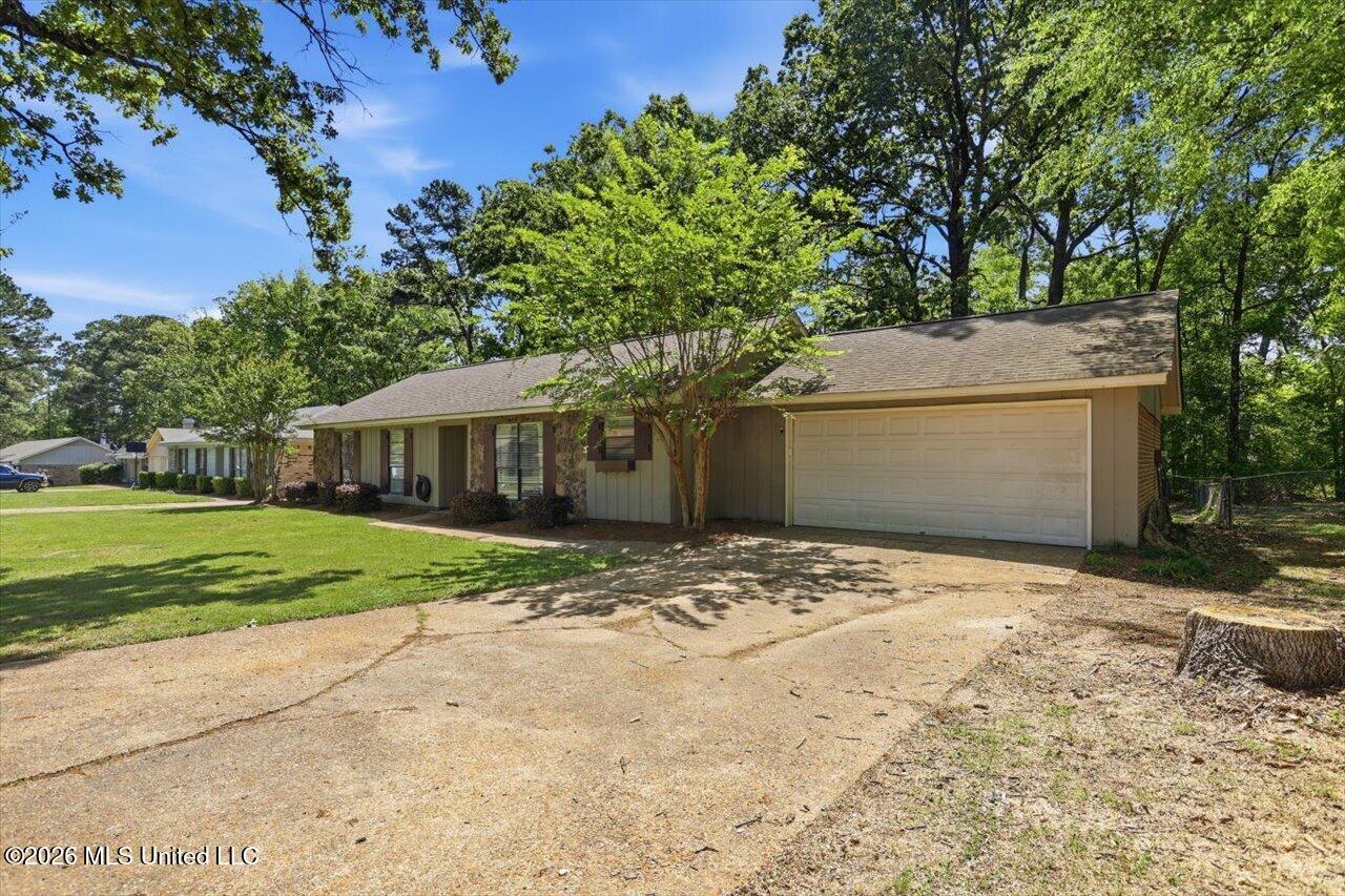 123 Cumberland Road Brandon, MS 39047 - Photo 3 of 30 03-123 Cumberland Dr _ Home Tours MS