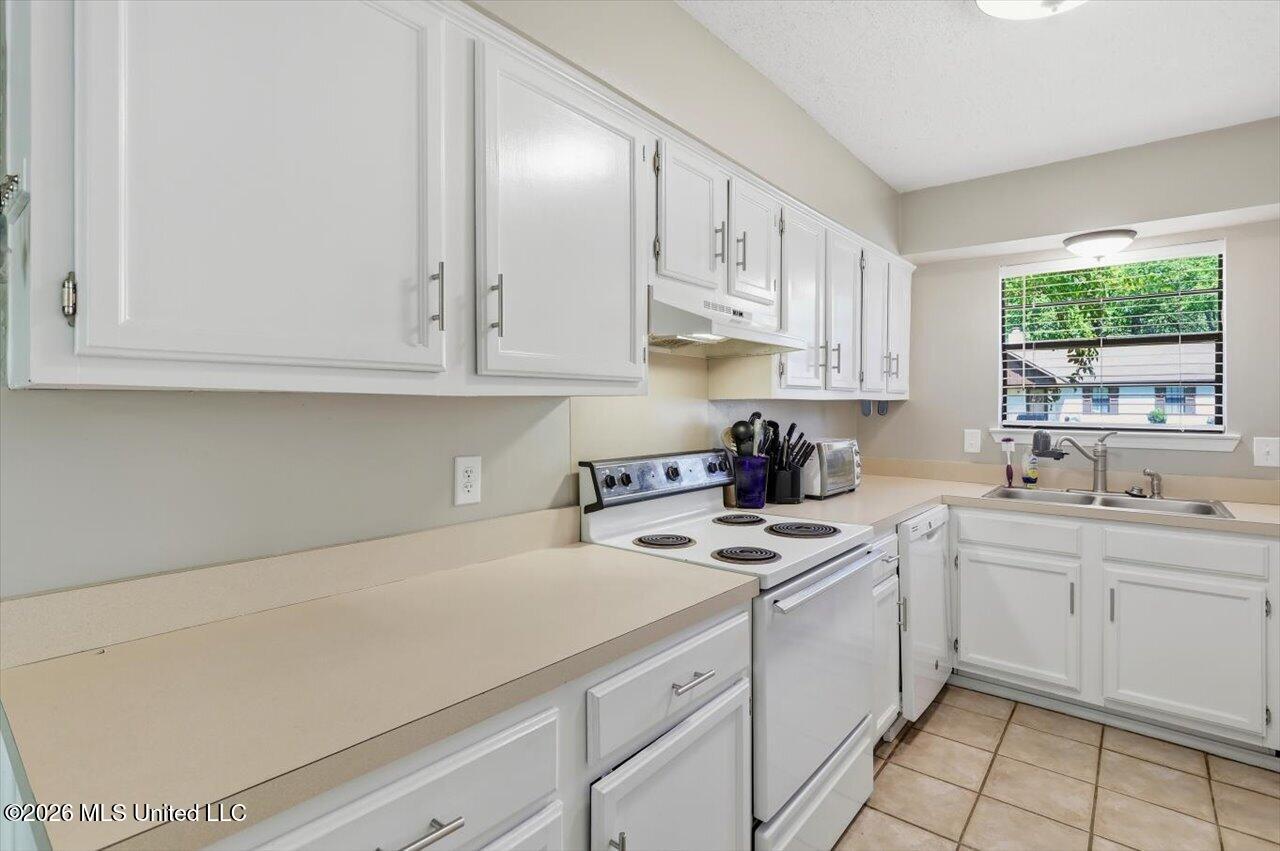 123 Cumberland Road Brandon, MS 39047 - Photo 10 of 30 10-123 Cumberland Dr _ Home Tours MS