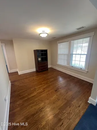 $1,400 | 206 North Poplar Street, Unit E, Aberdeen, NC 28315