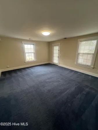 $1,400 | 206 North Poplar Street, Unit E, Aberdeen, NC 28315