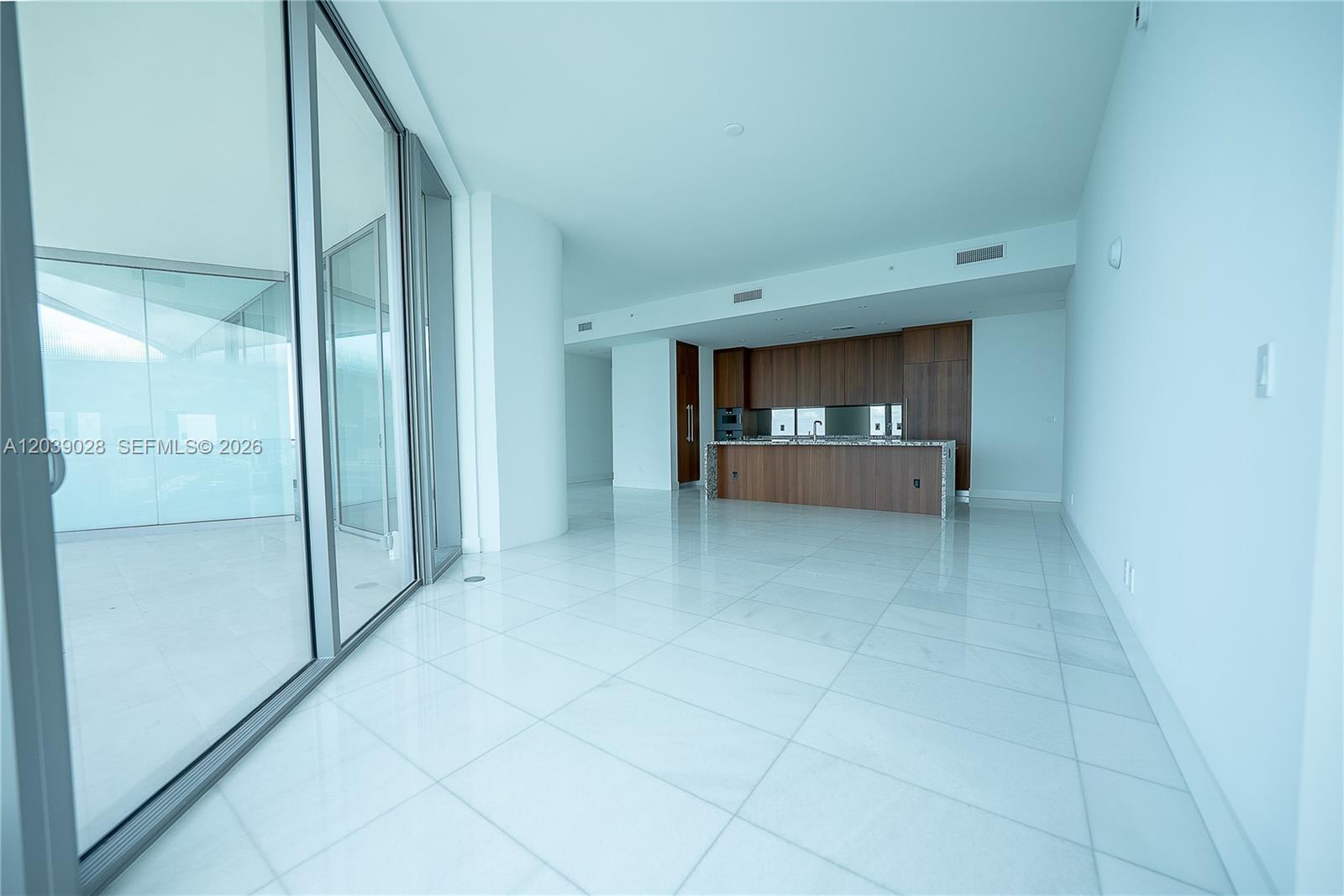 175 Southeast 25th Road, Unit 2704 Miami, FL 33129 - Photo 4 of 26