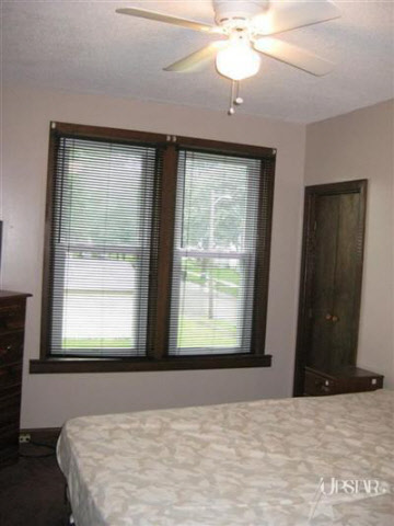 1908 Howell Street Fort Wayne, IN 46808 - Photo 13 of 16 Gallery Image 13