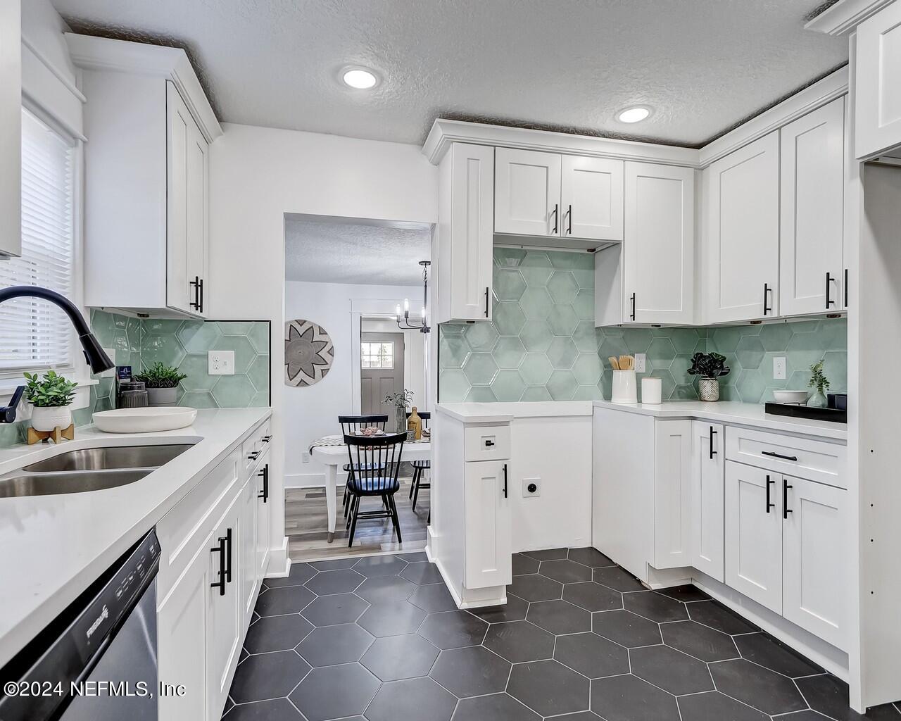 931 Dillard Road Jacksonville, FL 32233 - Photo 17 of 35 Sue Wilson Photography Jacksonville (15)