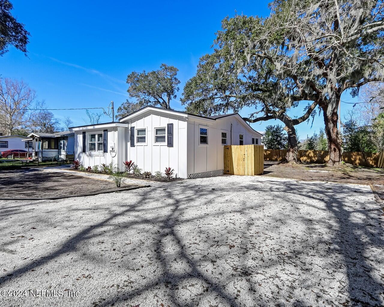 931 Dillard Road Jacksonville, FL 32233 - Photo 2 of 35 Sue Wilson Photography Jacksonville (37)