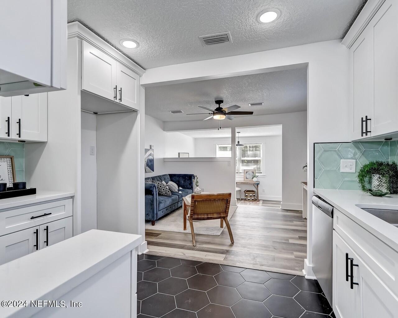 931 Dillard Road Jacksonville, FL 32233 - Photo 21 of 35 Sue Wilson Photography Jacksonville (19)