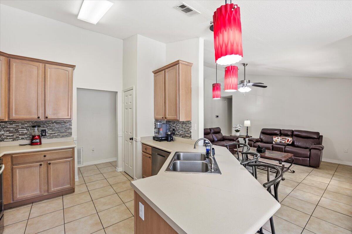 8111 Raleigh Street Navarre, FL 32566 - Photo 13 of 36