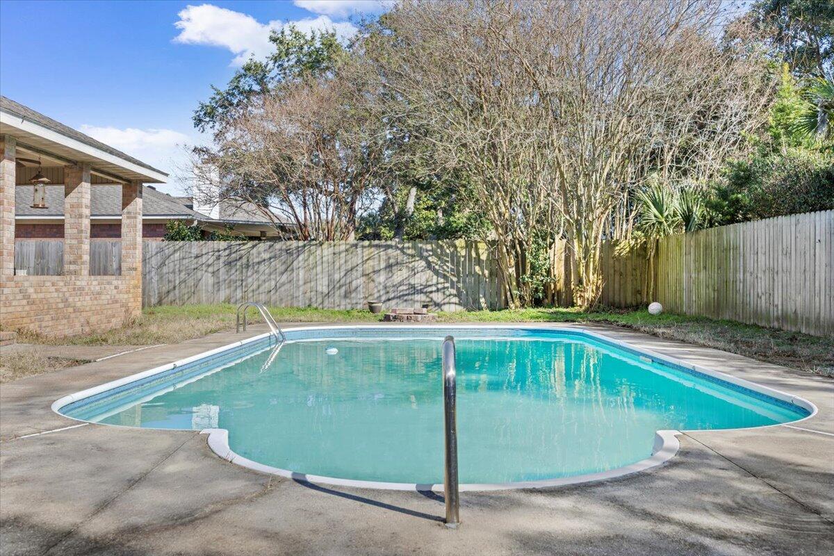 8111 Raleigh Street Navarre, FL 32566 - Photo 25 of 36