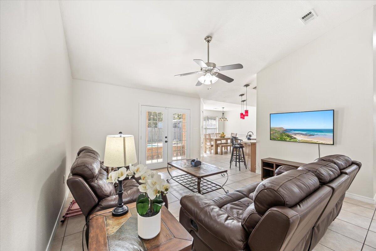 8111 Raleigh Street Navarre, FL 32566 - Photo 10 of 36