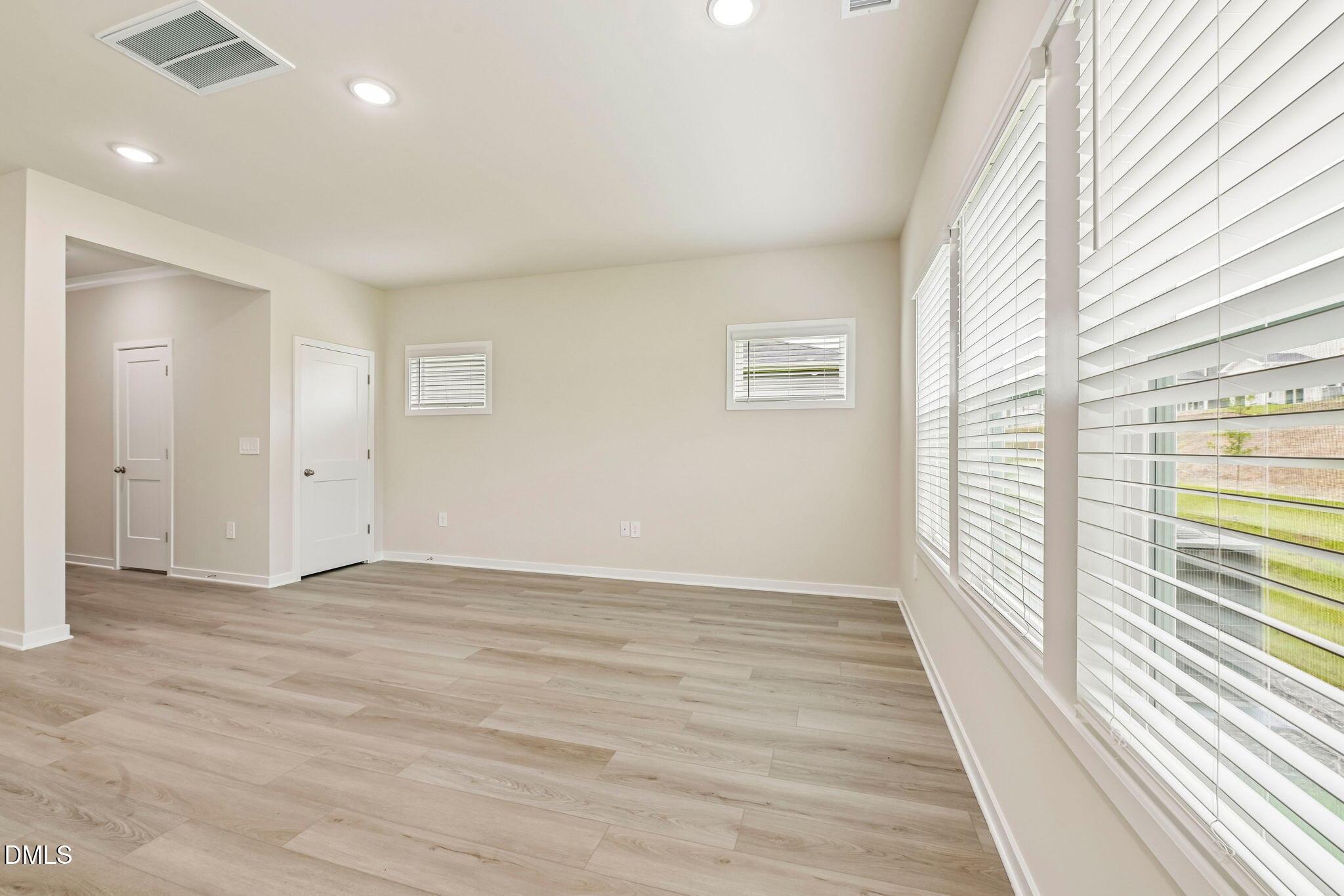 1513 Hatteras Road Durham, NC 27703 - Photo 10 of 43 10-web-or-mls-Raleigh - Avalon Place - 1