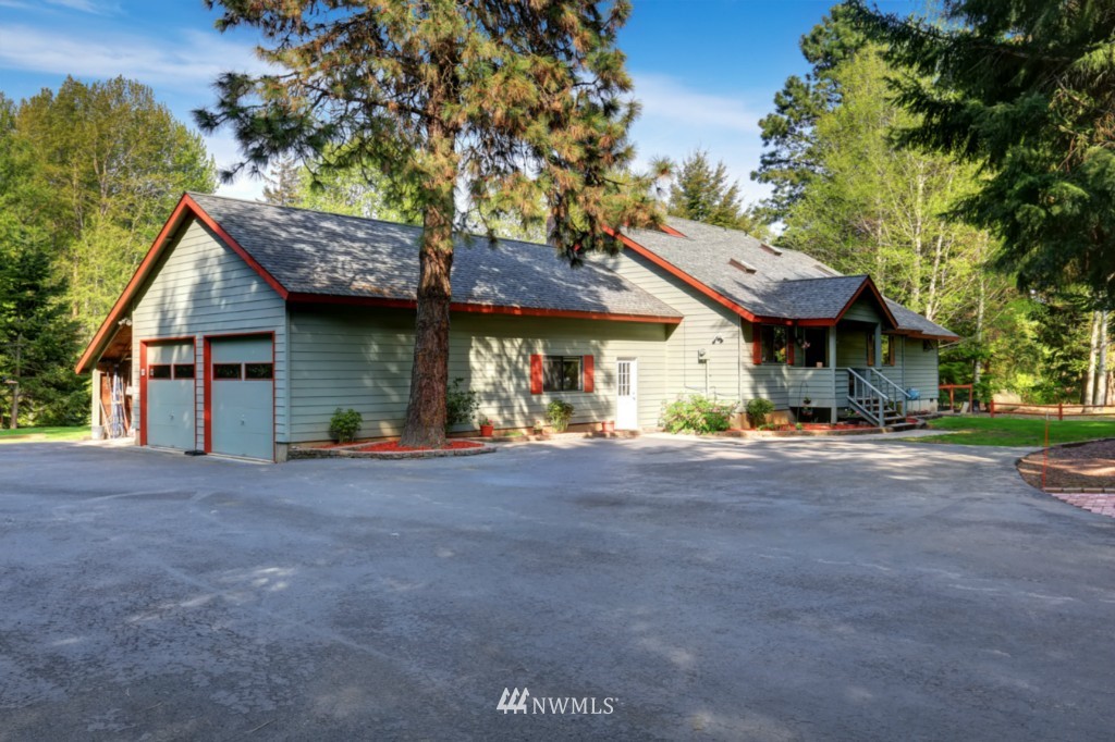 2081 Hundley Road Cle Elum, WA 98922 - Photo 3 of 25 Gallery Image 3