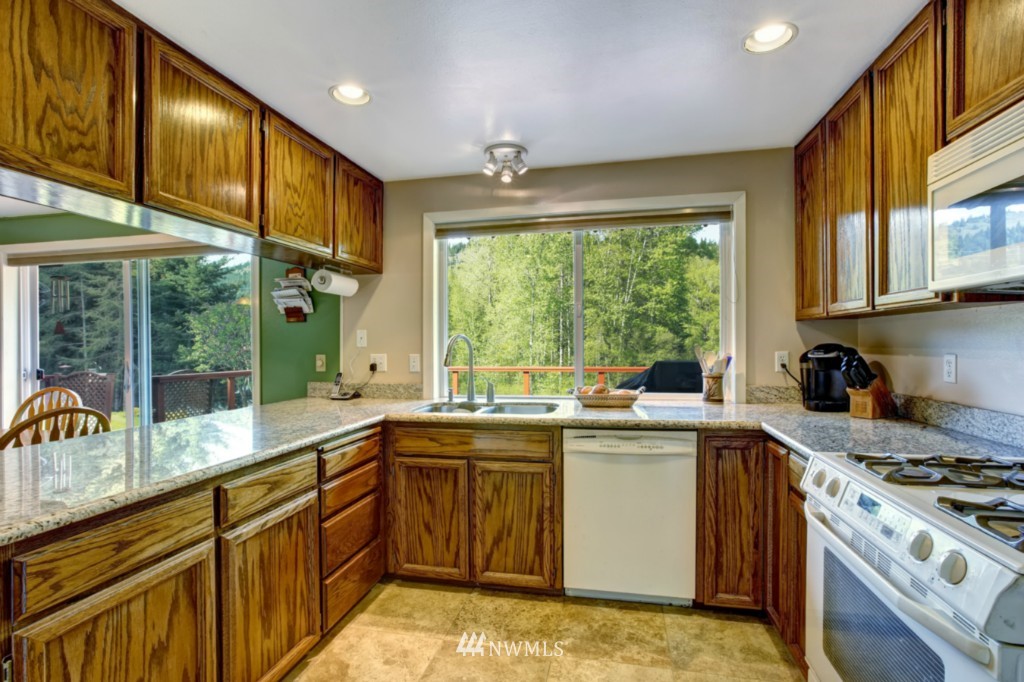 2081 Hundley Road Cle Elum, WA 98922 - Photo 8 of 25 Gallery Image 8