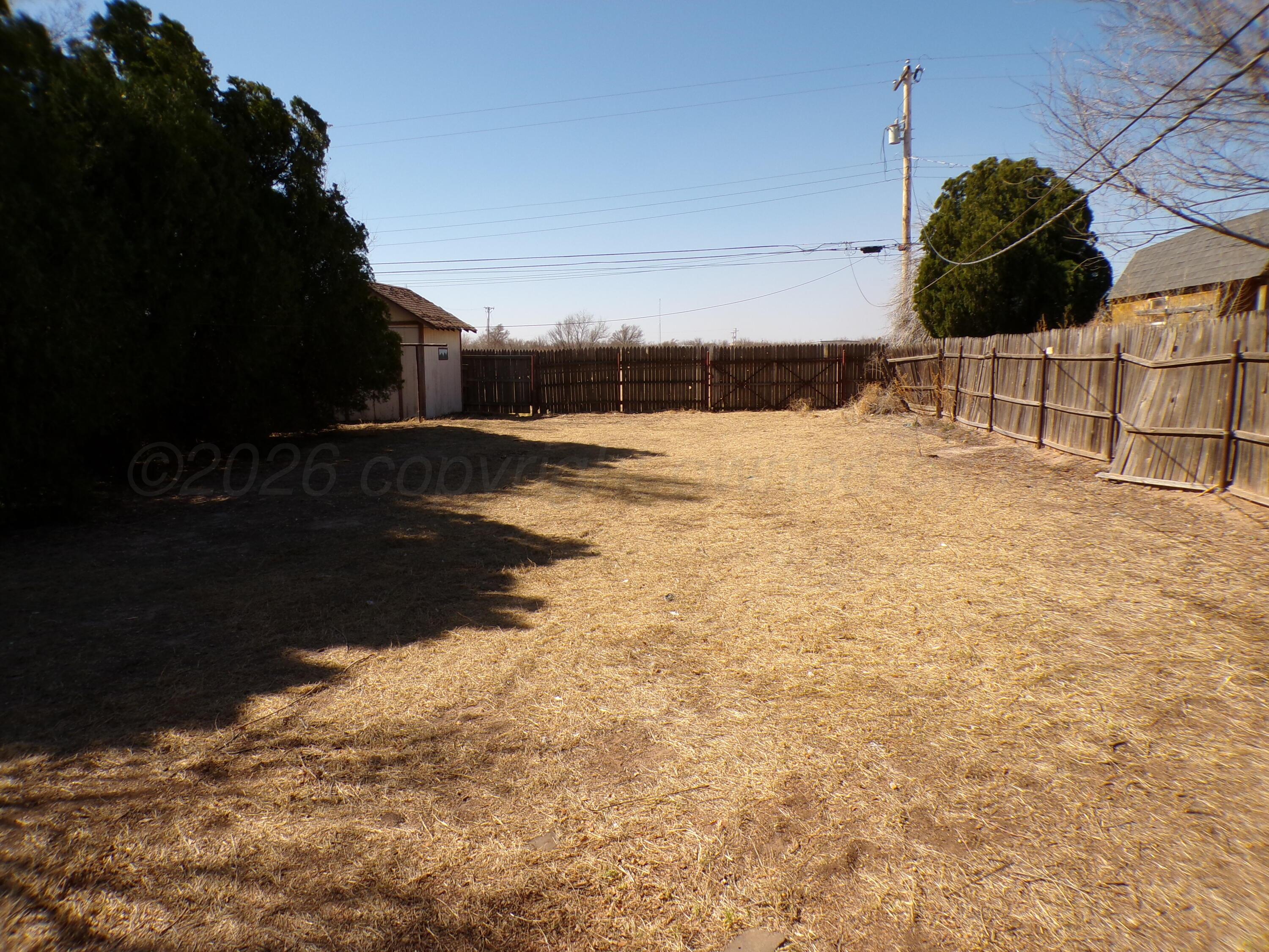 403 North Robey Avenue Fritch, TX 79036 - Photo 23 of 24