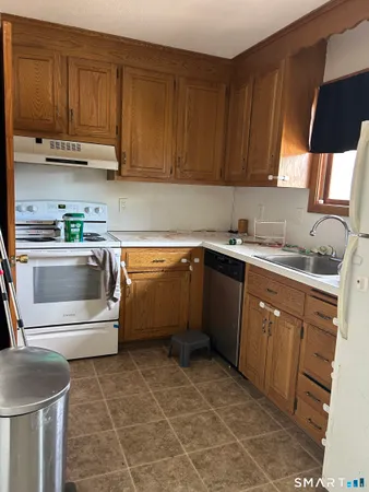 $185,000 | 895 Matthews Street, Unit 43, Bristol, CT 06010
