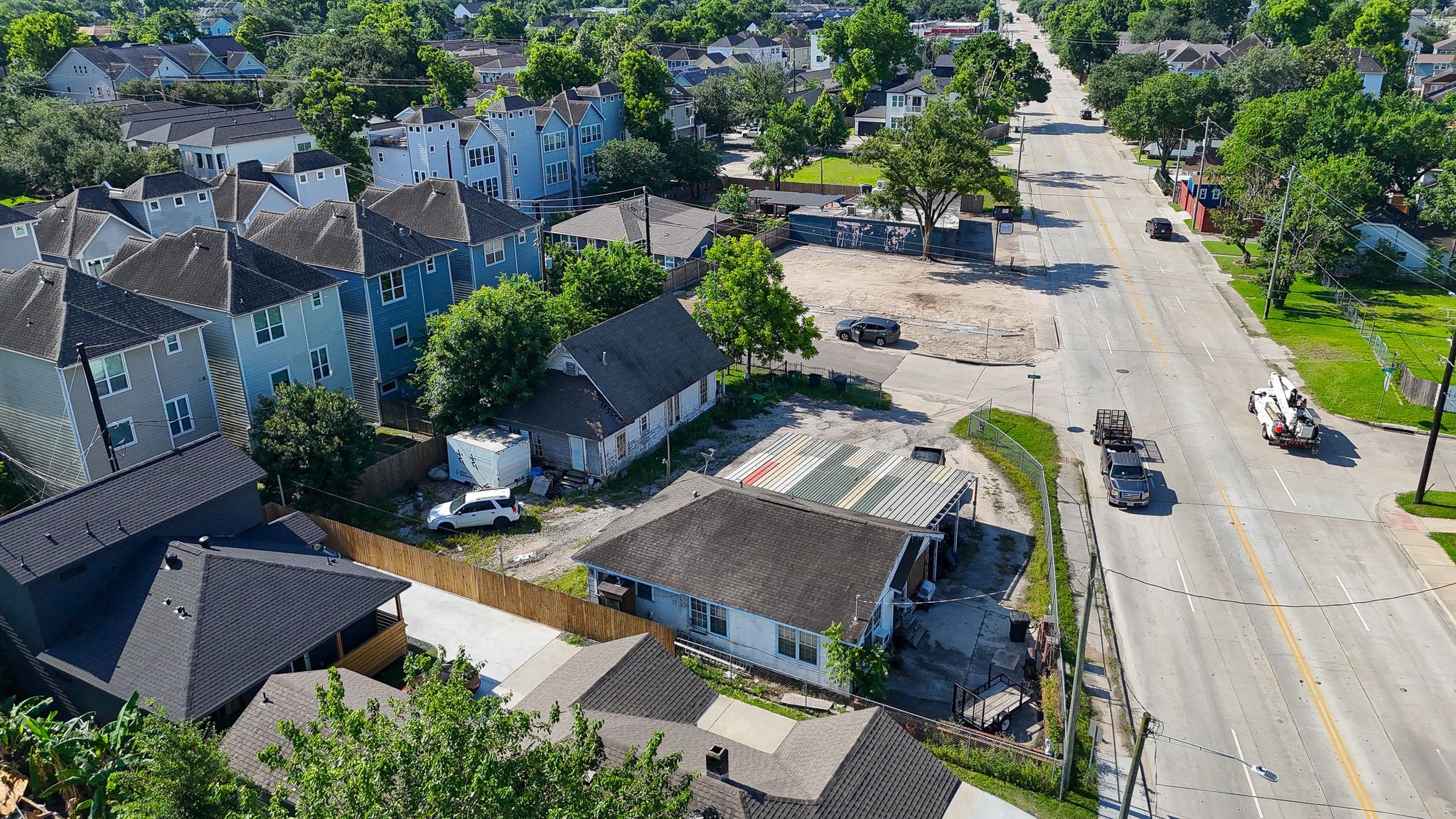 707 East 28th Street Houston, TX 77009 - Photo 6 of 28