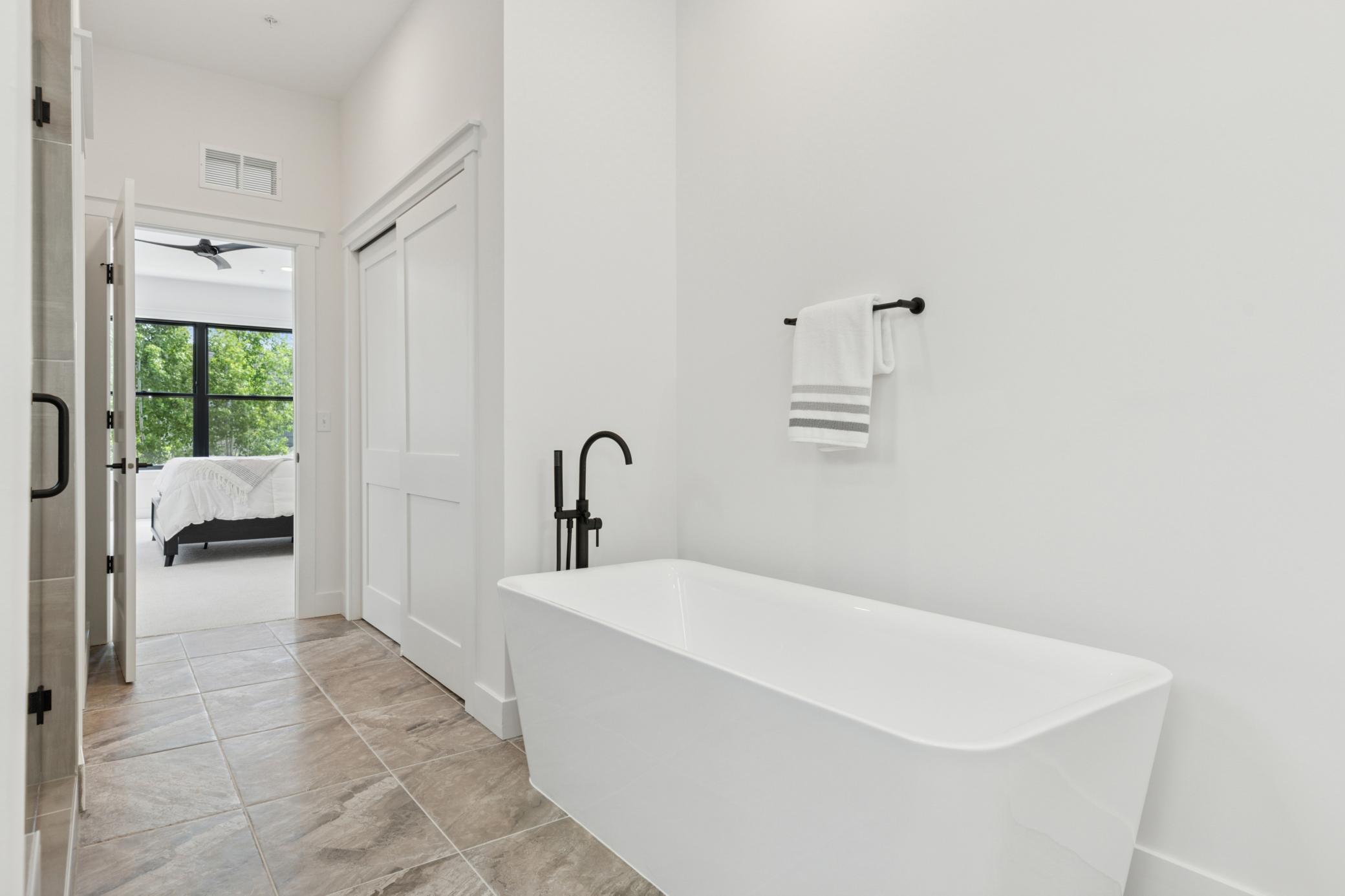 5742 Shady Oak Road, Unit 7 Minnetonka, MN 55343 - Photo 31 of 46