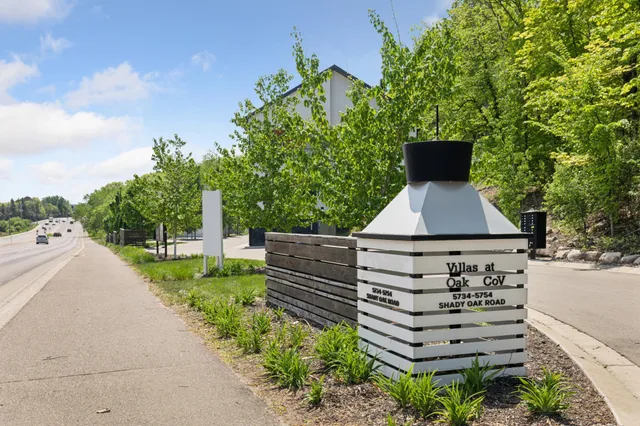 $699,900 | 5742 Shady Oak Road, Unit 7, Minnetonka, MN 55343