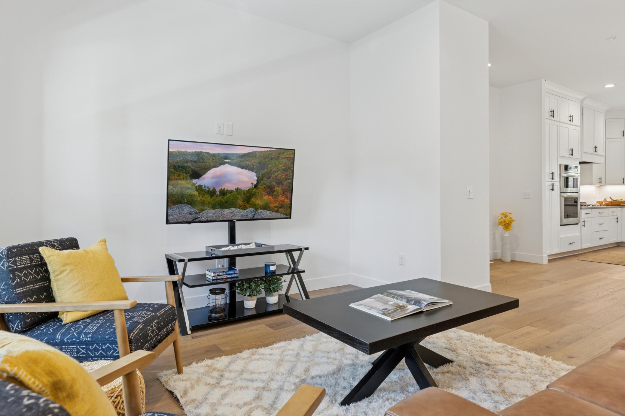 5742 Shady Oak Road, Unit 7 Minnetonka, MN 55343 - Photo 8 of 46