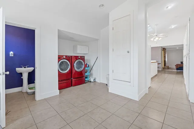 $895,000 | 8705 South View Road, Austin, TX 78737