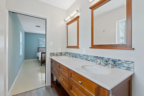 $895,000 | 8705 South View Road, Austin, TX 78737