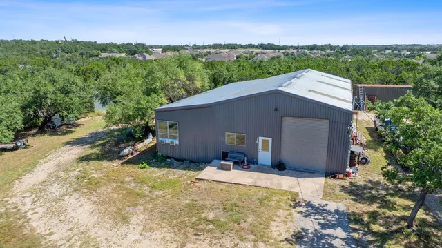 $895,000 | 8705 South View Road, Austin, TX 78737