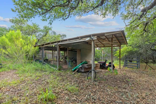 $895,000 | 8705 South View Road, Austin, TX 78737