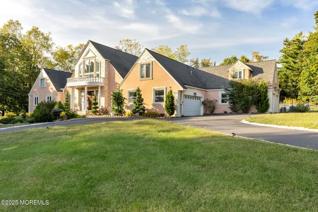 $1,699,999 | 14 Schanck Road, Holmdel, NJ 07733