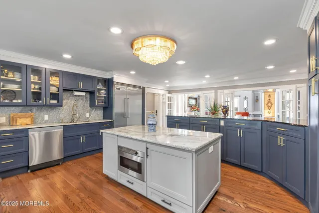 $1,699,999 | 14 Schanck Road, Holmdel, NJ 07733