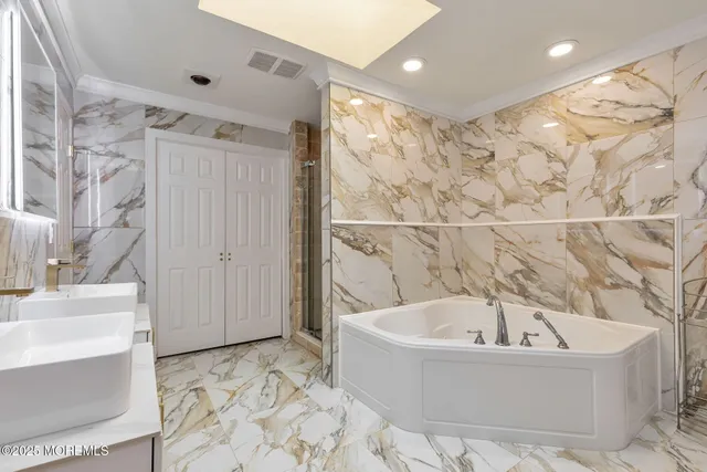 $1,699,999 | 14 Schanck Road, Holmdel, NJ 07733