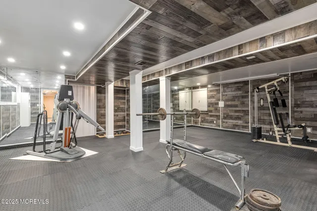 $1,699,999 | 14 Schanck Road, Holmdel, NJ 07733