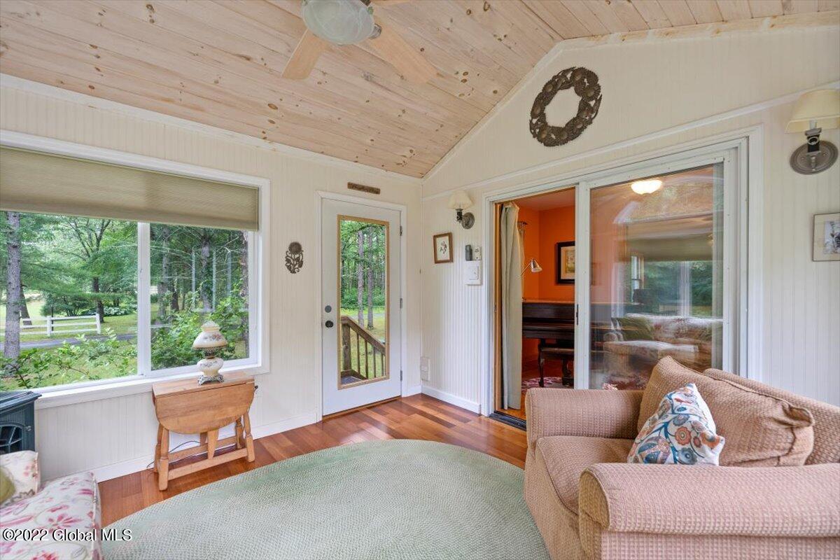 276 Lake Road Ballston, NY 12019 - Photo 20 of 33 12-JUN07615