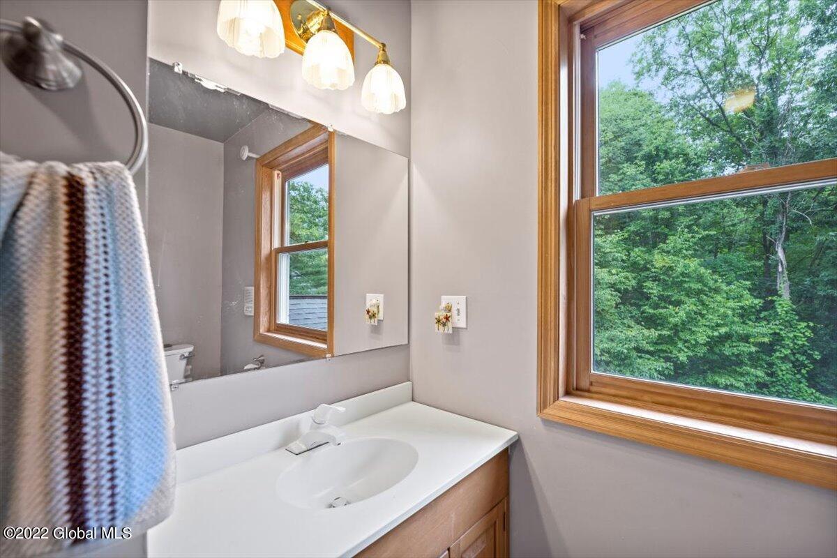 276 Lake Road Ballston, NY 12019 - Photo 31 of 33 28-JUN07669