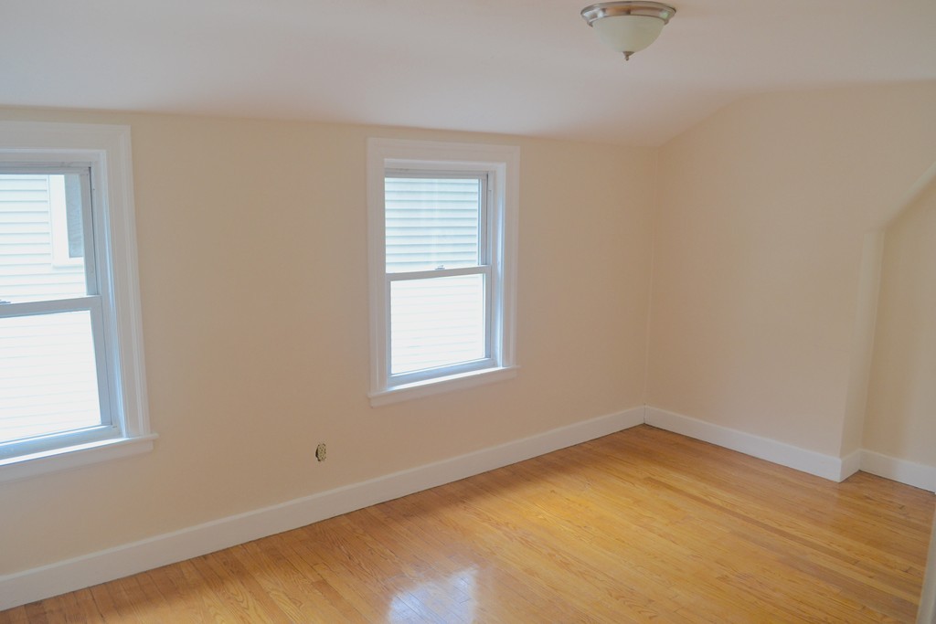 29 Fifth Avenue Worcester, MA 01607 - Photo 12 of 21 Gallery Image 12