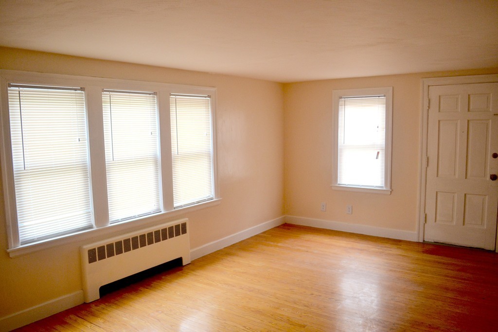 29 Fifth Avenue Worcester, MA 01607 - Photo 8 of 21 Gallery Image 8