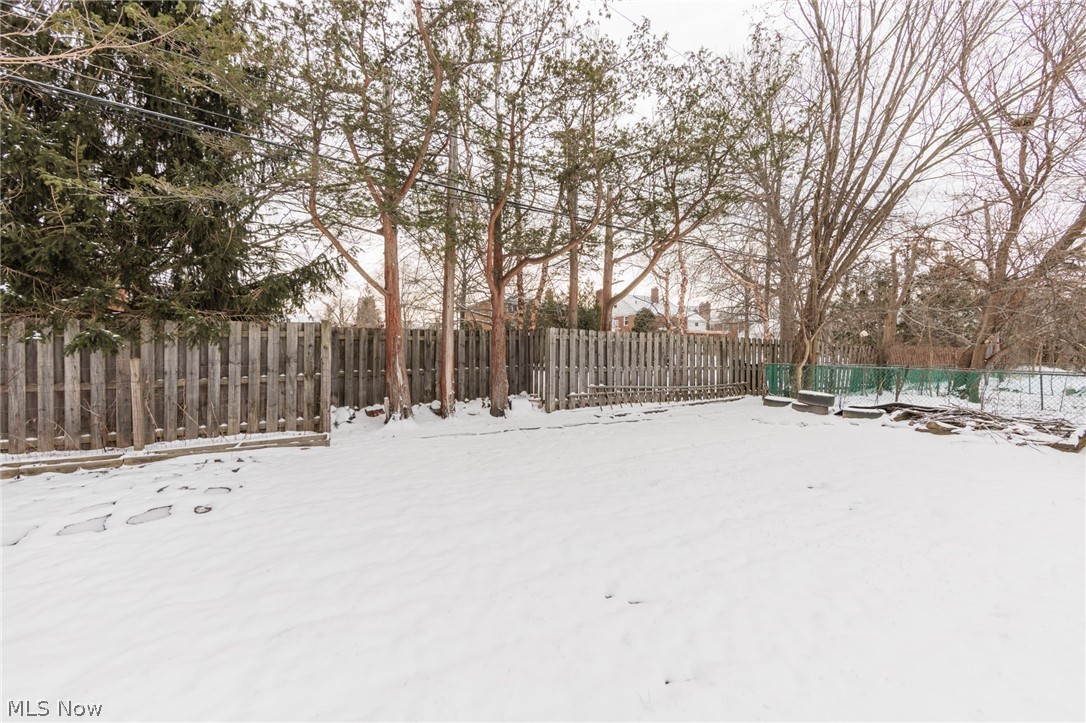 2539 Warrensville Center Road, Unit DOWN Cleveland, OH 44118 - Photo 41 of 43