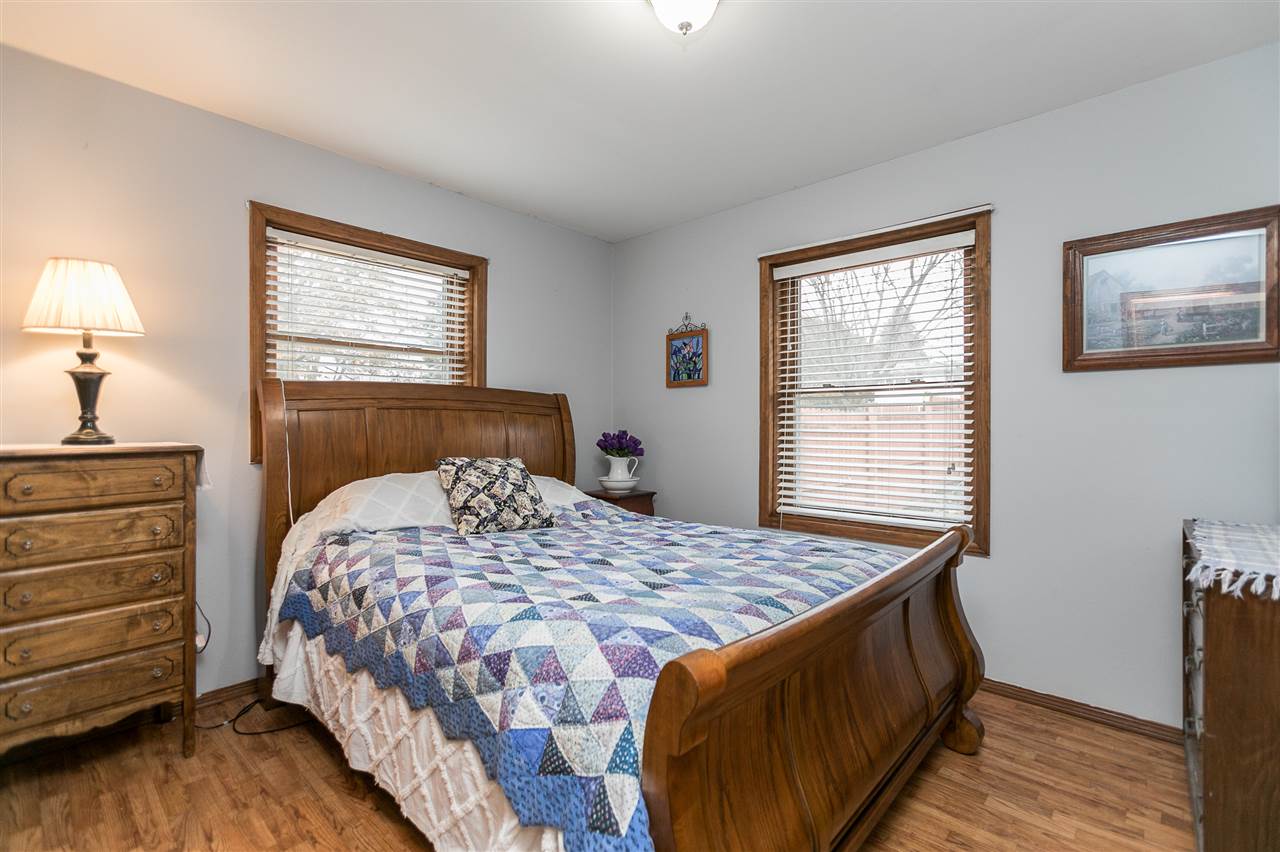 609 Broadway Street, Unit B Springville, IA 52336 - Photo 16 of 27 Gallery Image 16