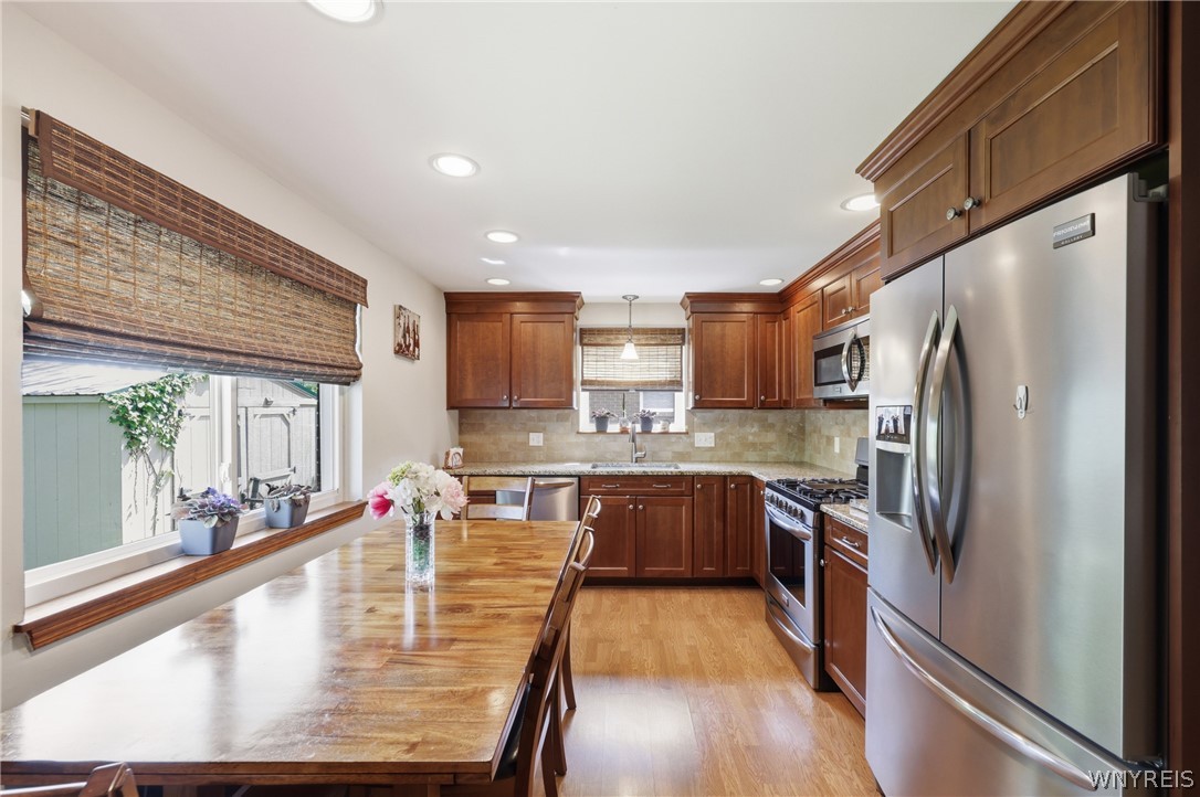 86 Patsy Lane Cheektowaga, NY 14043 - Photo 11 of 40 Rt. Side Kitchen