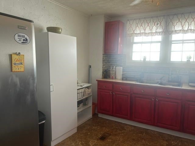 521 Old Stage Road Ashland, KY 41101 - Photo 5 of 10 Gallery Image 5