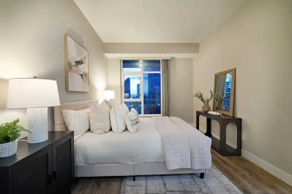 $699,900 | 427 Ninth Avenue, Unit 1304, San Diego, CA 92101