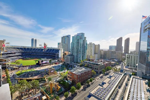 $699,900 | 427 Ninth Avenue, Unit 1304, San Diego, CA 92101